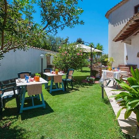 Le Quattro Mura Bed and Breakfast Pula Zewnętrze zdjęcie