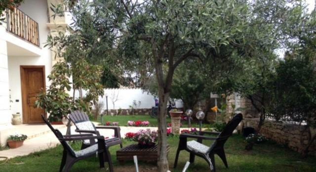 Le Quattro Mura Bed and Breakfast Pula Zewnętrze zdjęcie